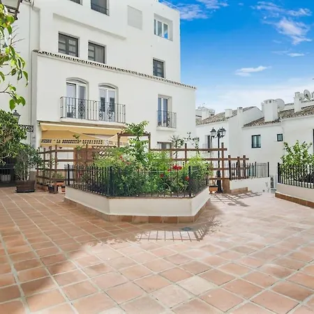 Apartman 3 Puerto Banus Luxurious In The Heart Of The Port
