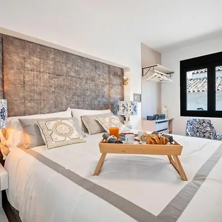 Puerto Banus Luxurious In The Heart Of The Port Apartment *