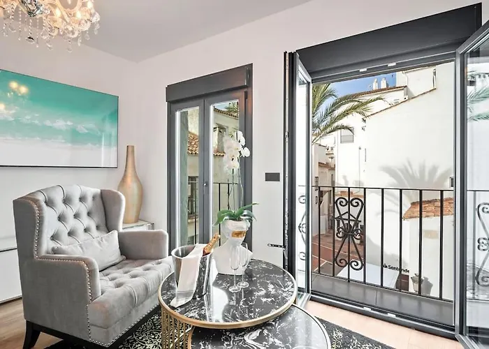 3 Puerto Banus Luxurious In The Heart Of The Port Marbella